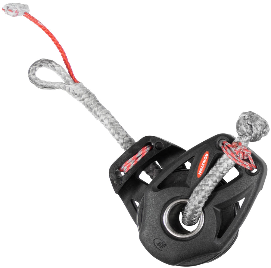 Ronstan Series 40 Orbit - RF48109+ - Single block, becket hub, with soft shackle